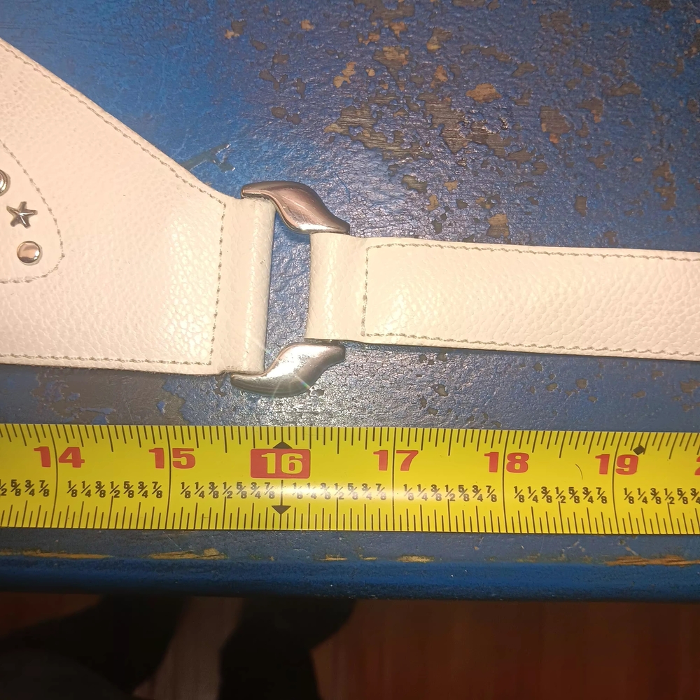 Avignon Vintage 80s White Leather Belt - Picture 6 of 7